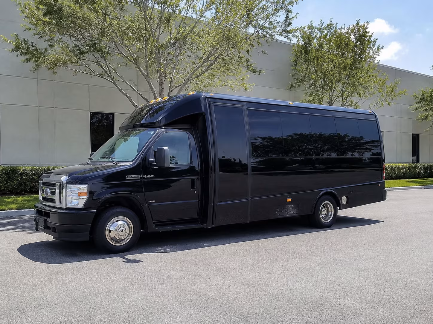 bus rentals for outside lands and san francisco music festival weekends