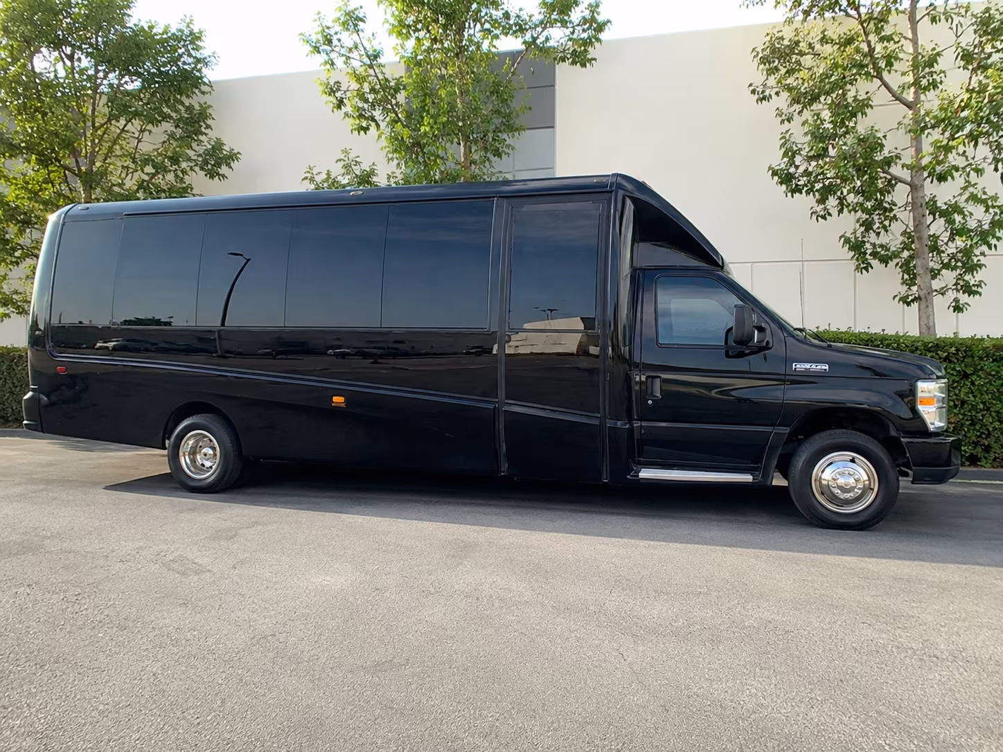concert buses to the fillmore the warfield and san francisco club venues